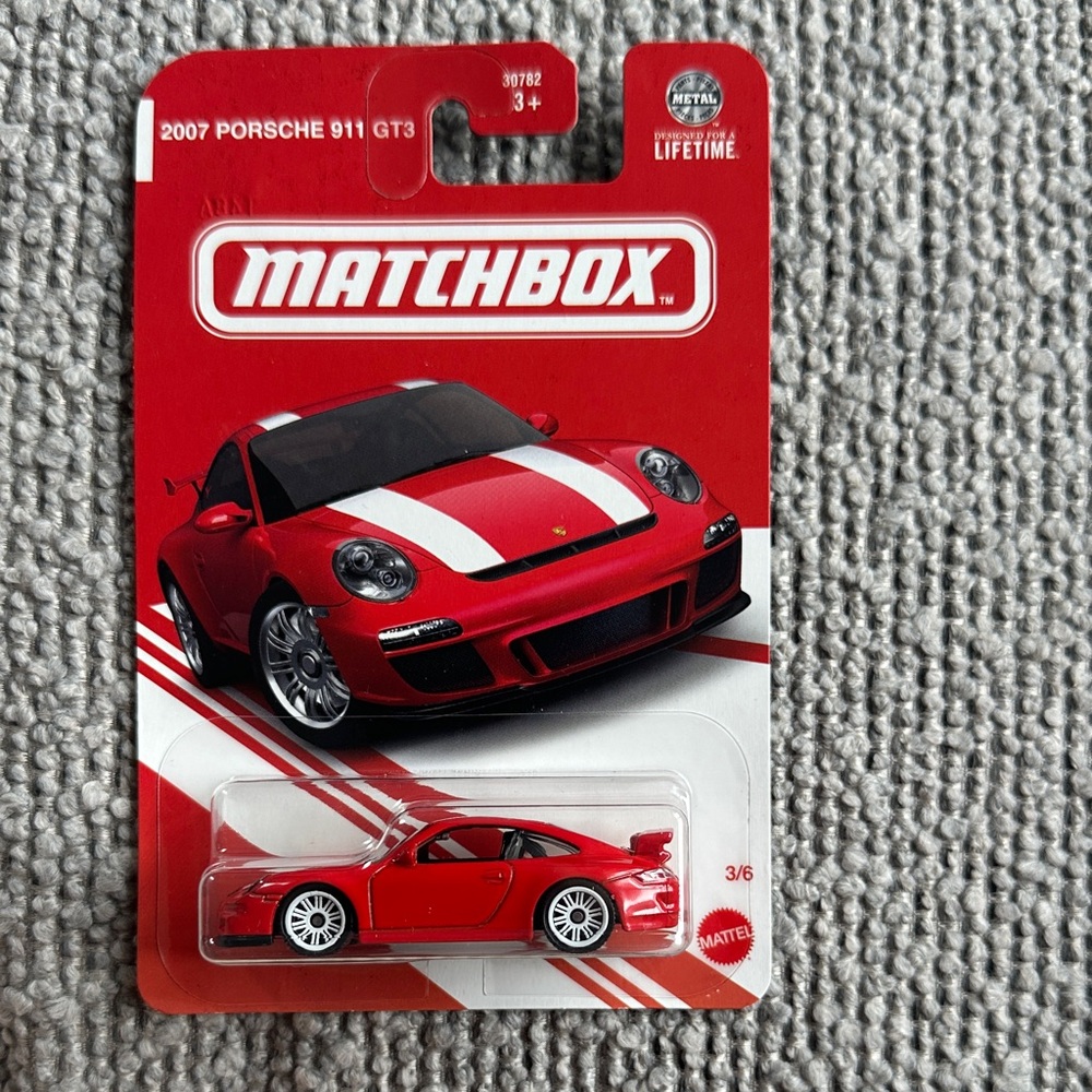 Match Red and White Porsche 911 GT3 Toy Car